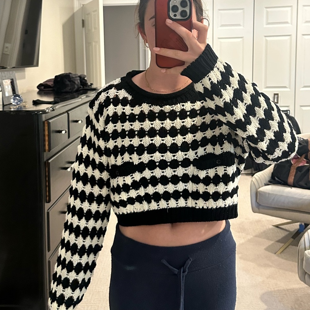 Beige Botany black and white sweater